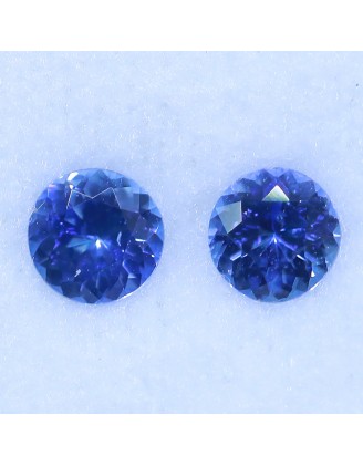 BS4535 - 5 mm Natural Heated Blue Sapphire pair