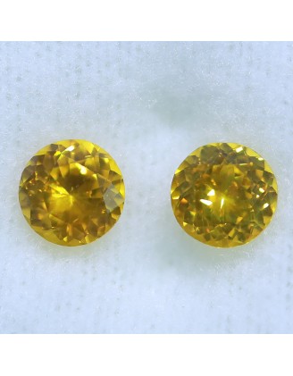 YS4692 - 5 mm Natural Heated Yellow Sapphire pair